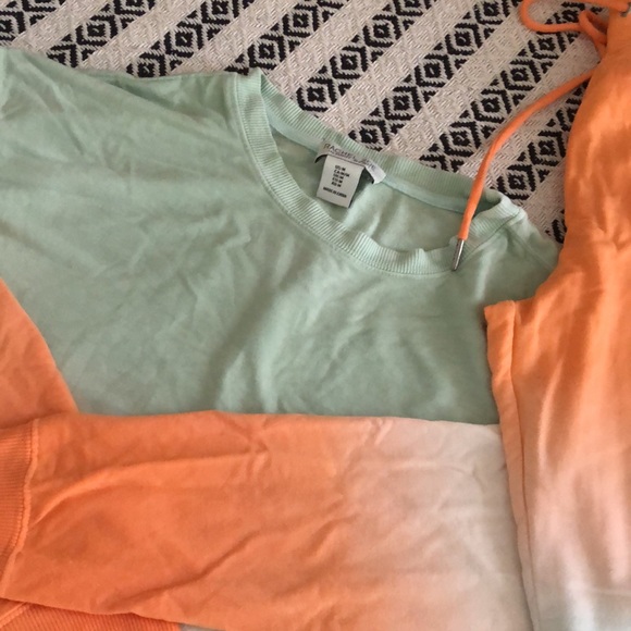 2 Piece Set - Picture 4 of 4